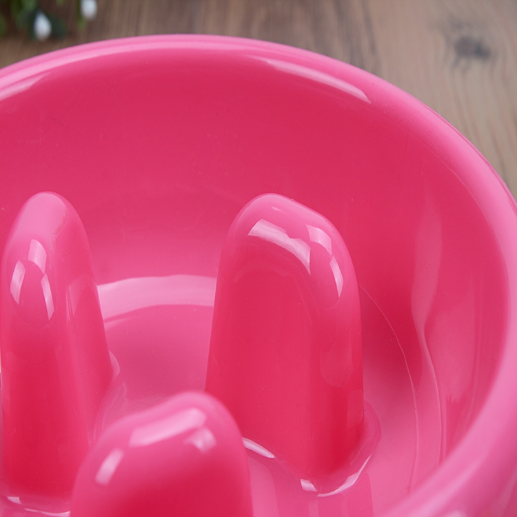 Plastic Prevent choking bowl for Dog Slow Eating Feeder 